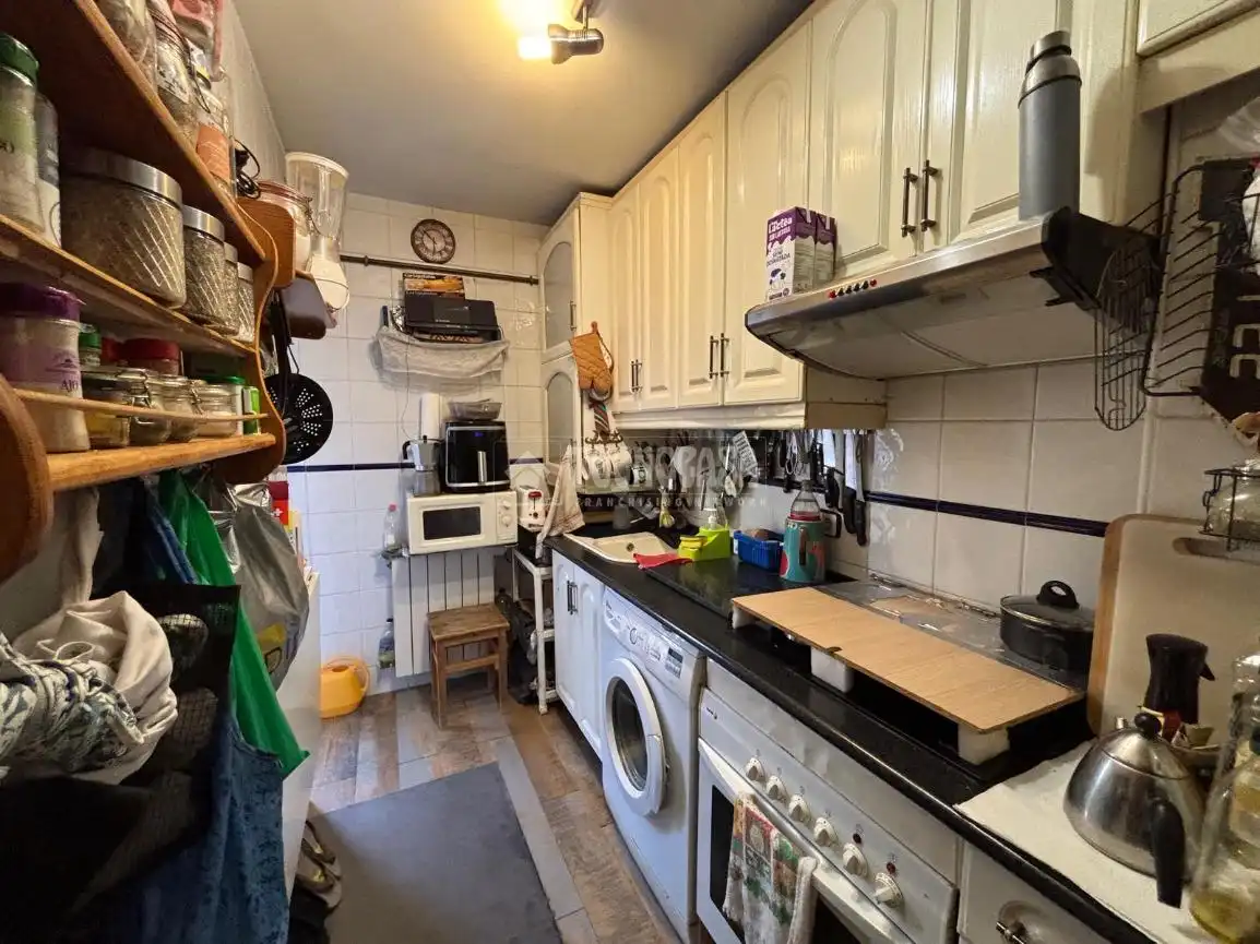 Cocina de Piso en venta en Madrid con Calefacción