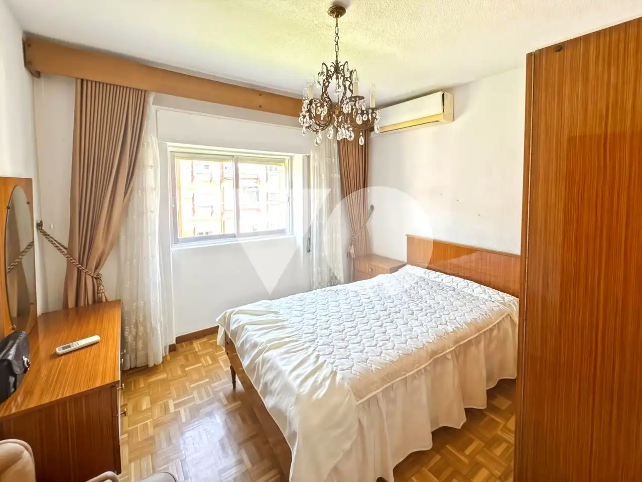 Schlafzimmer von Wohnung zum Verkauf in Madrid mit Klimaanlage, Heizung und Parkett