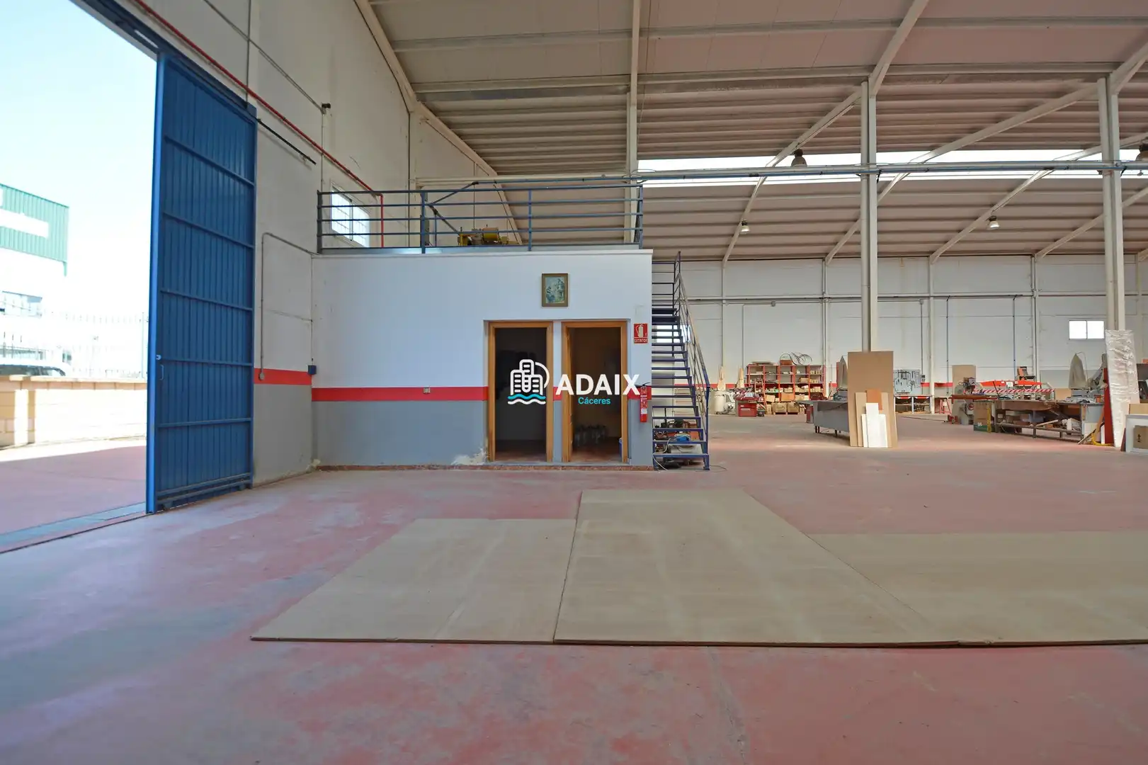 Nave industrial en venta en Arroyo de la Luz