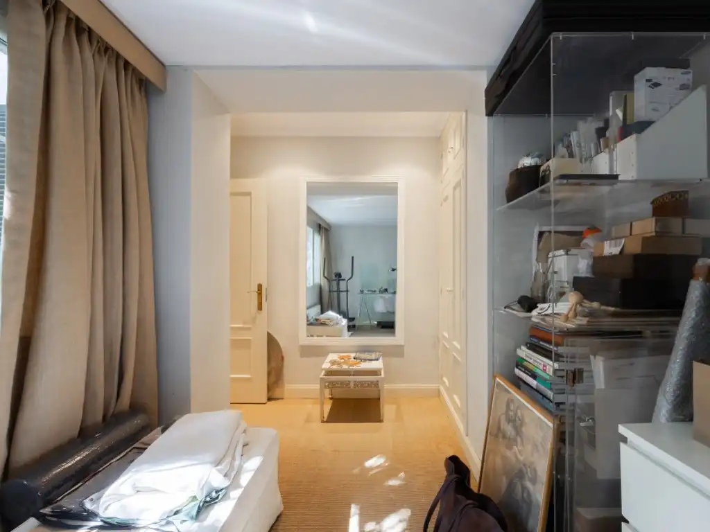 Habitación de Casa o chalet en venta en Madrid con Balcón