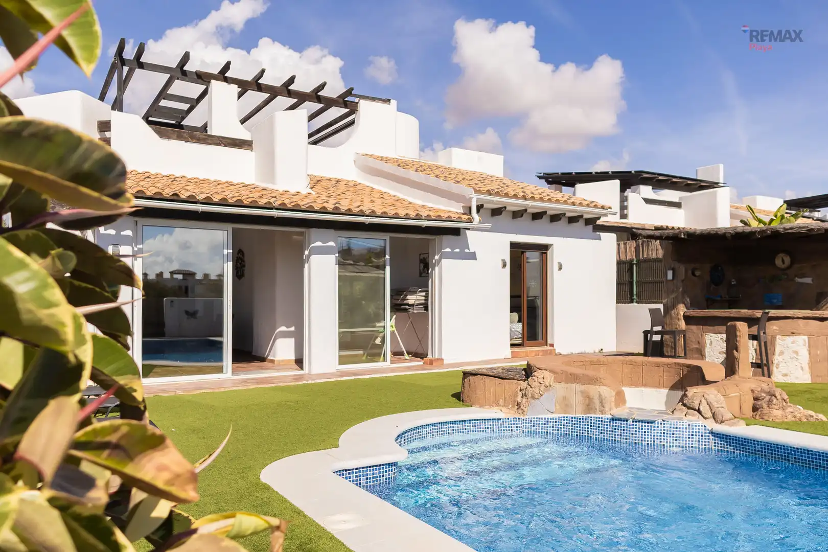 Vista exterior de Casa o chalet en venta en Las Salinas