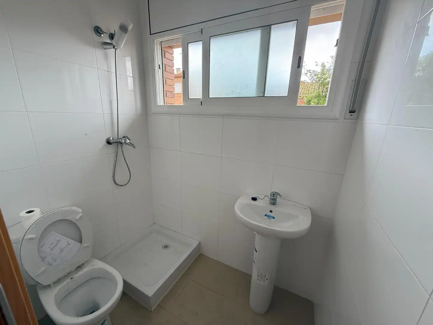Bathroom of Houses for sale in Llorenç del Penedès  with Air Conditioner, Heating and Private garden