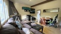 Living room of House or chalet for sale in Mairena del Aljarafe  with Air Conditioner