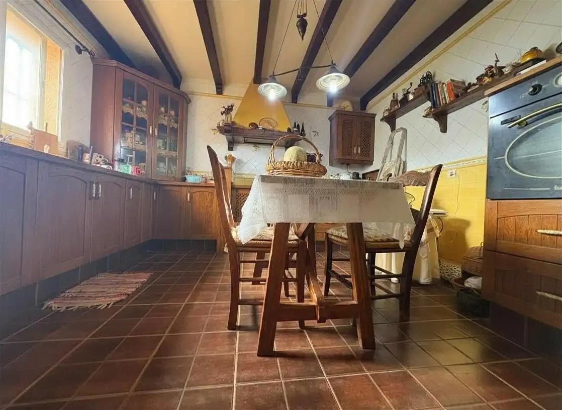 Casa amb terrassa en venda a La Granja - La Colina - Los Pastores