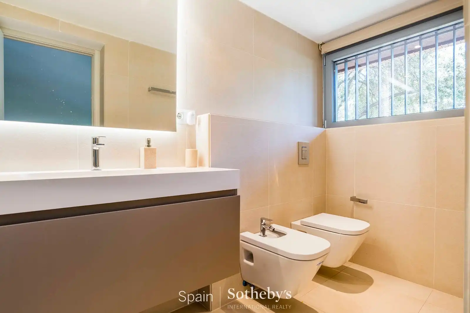 Casa o xalet en venda a Calle del Tulipán, Valdepastores - Las Encinas