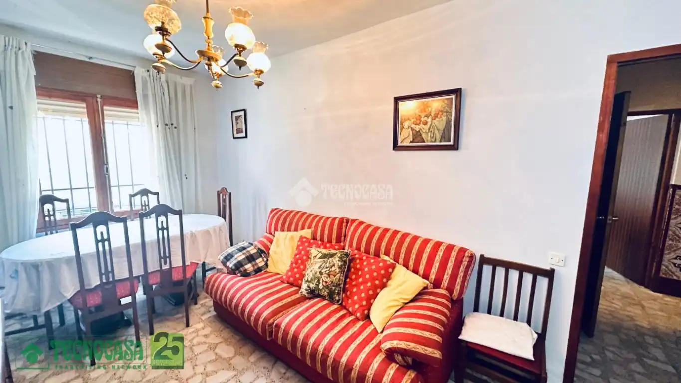 Sala d'estar de Casa adosada en venda en Urda