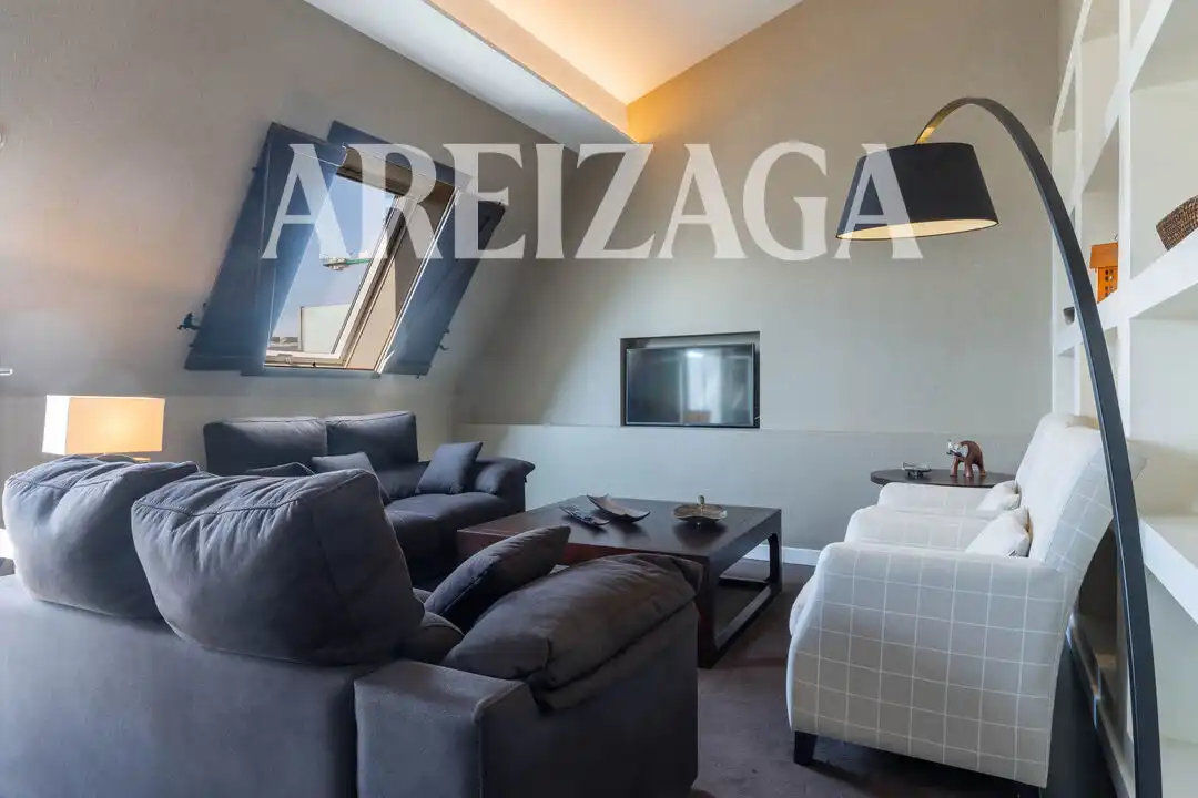 Piso con terraza en venta en Calle Arrasate, imagen 9