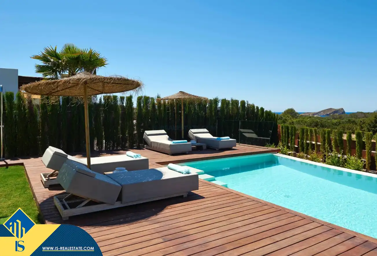 Piscina de Casa o xalet en venda en Sant Josep de sa Talaia amb Aire condicionat, Calefacció i Jardí privat