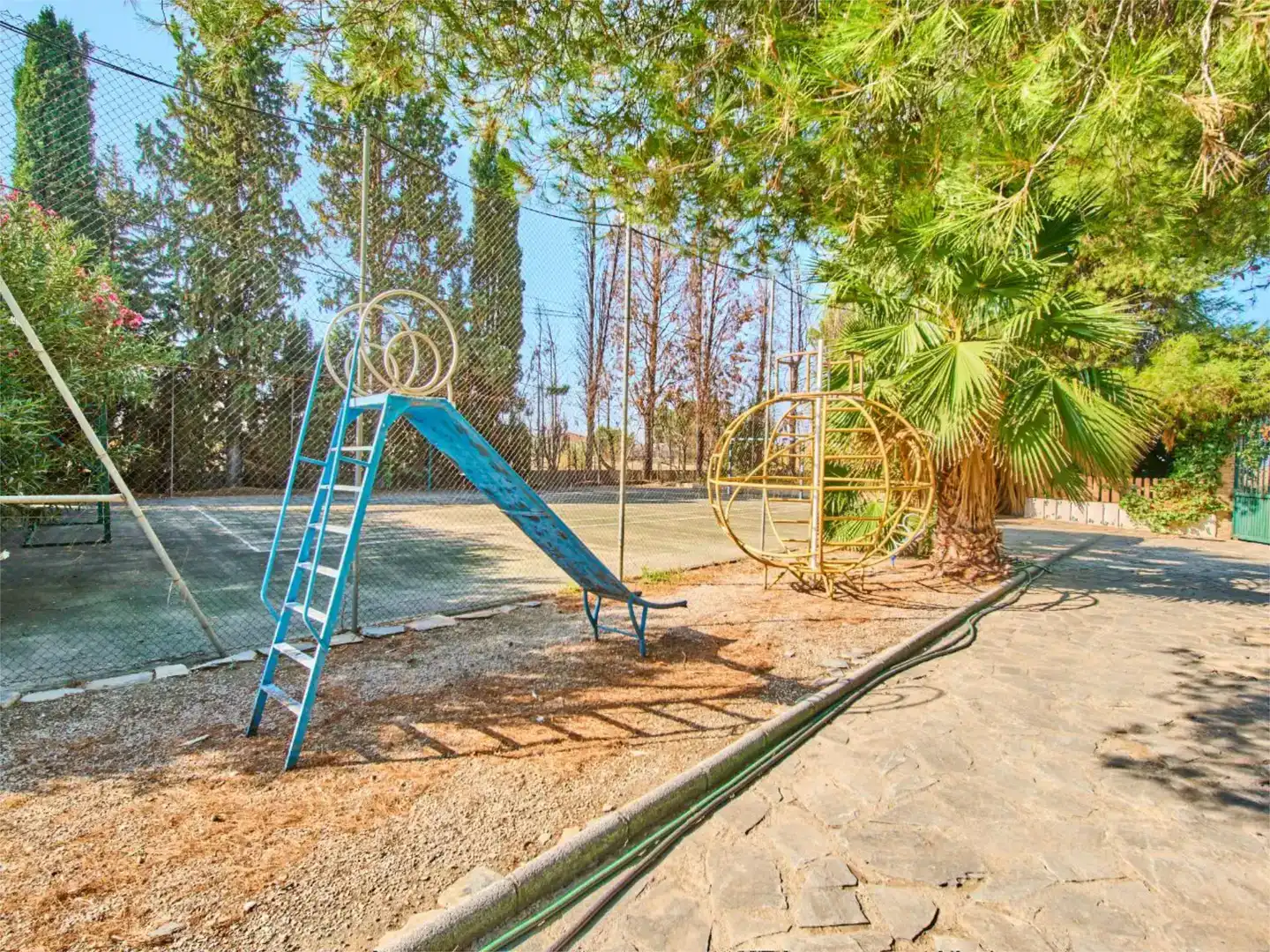 Aparcament de Casa o xalet en venda en Chauchina amb Aire condicionat i Piscina
