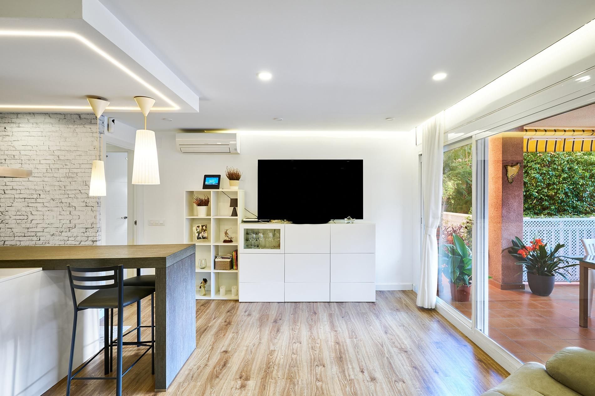Flat for sale in Calle NARCIS MONTURIOL, Centre