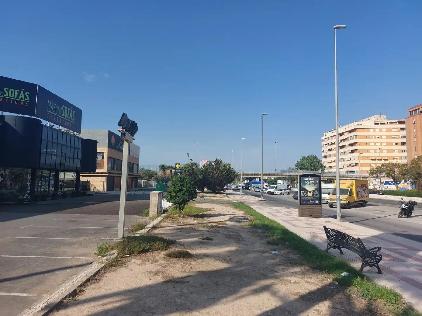 Exterior view of Commercial properties for sale in Sant Joan d'Alacant