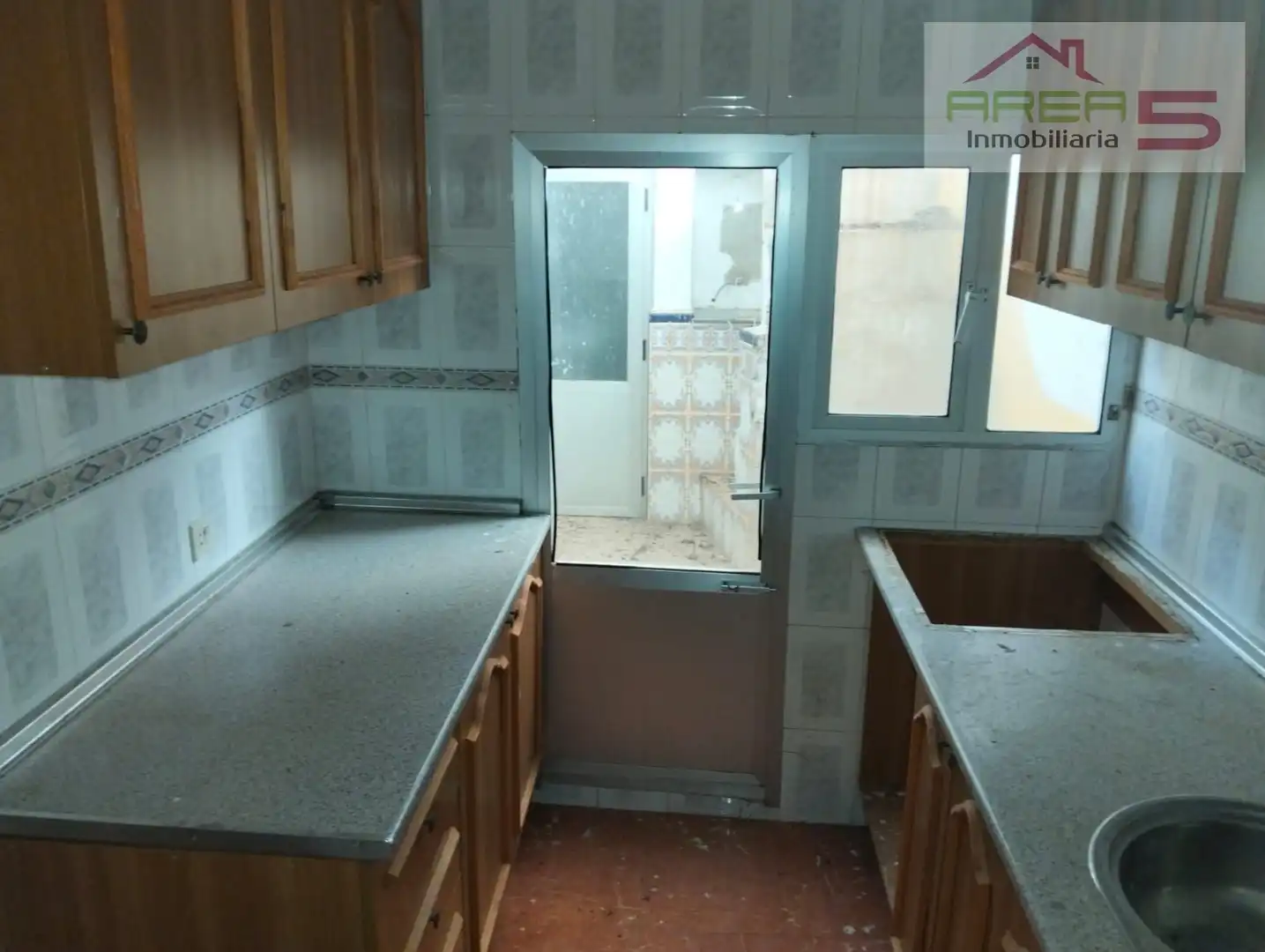 Cuina de Casa o xalet en venda en Alcuéscar amb Terrassa