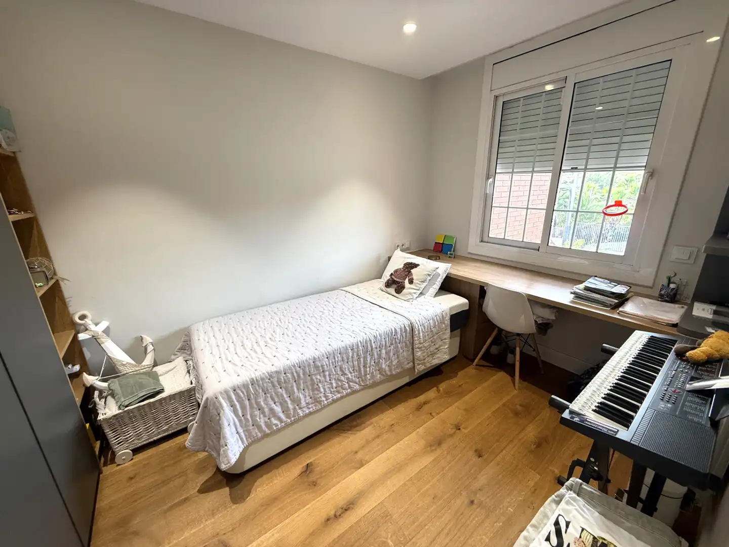 Bedroom of Houses for sale in Sant Joan Despí  with Air Conditioner, Heating and Private garden