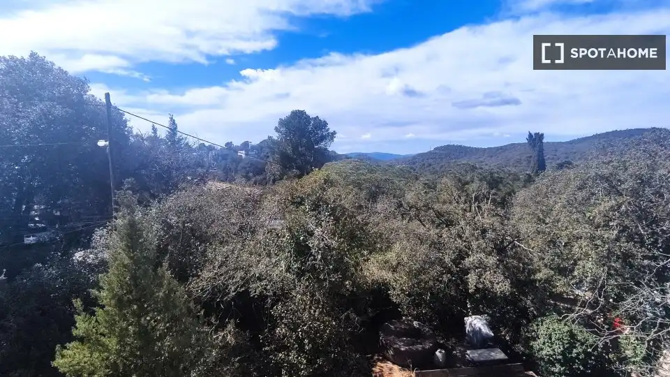 Wohnung zur untervermieten in Barcelona mit Klimaanlage und Terrasse