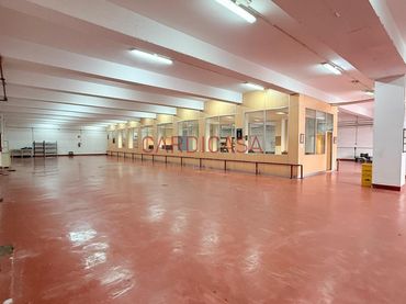 Nave industrial in vendita a Estrobo