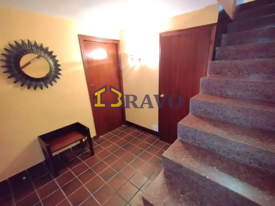 Casa o chalet en venta en Medina de Pomar con Calefacción, Jardín privado y Terraza