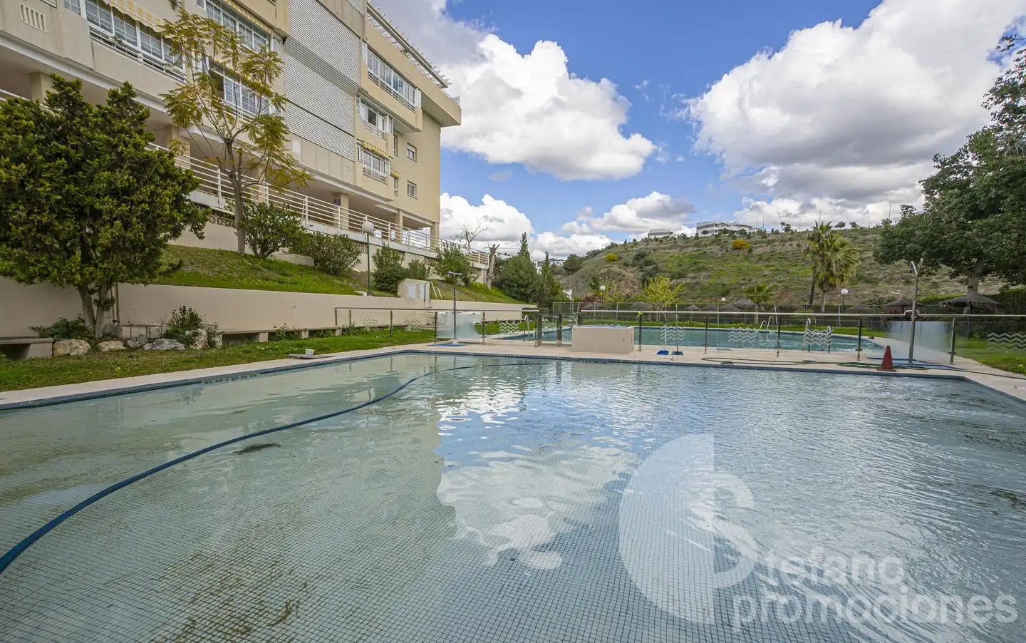 Piscina de Piso en venta en Málaga con Aire acondicionado, Calefacción y Terraza