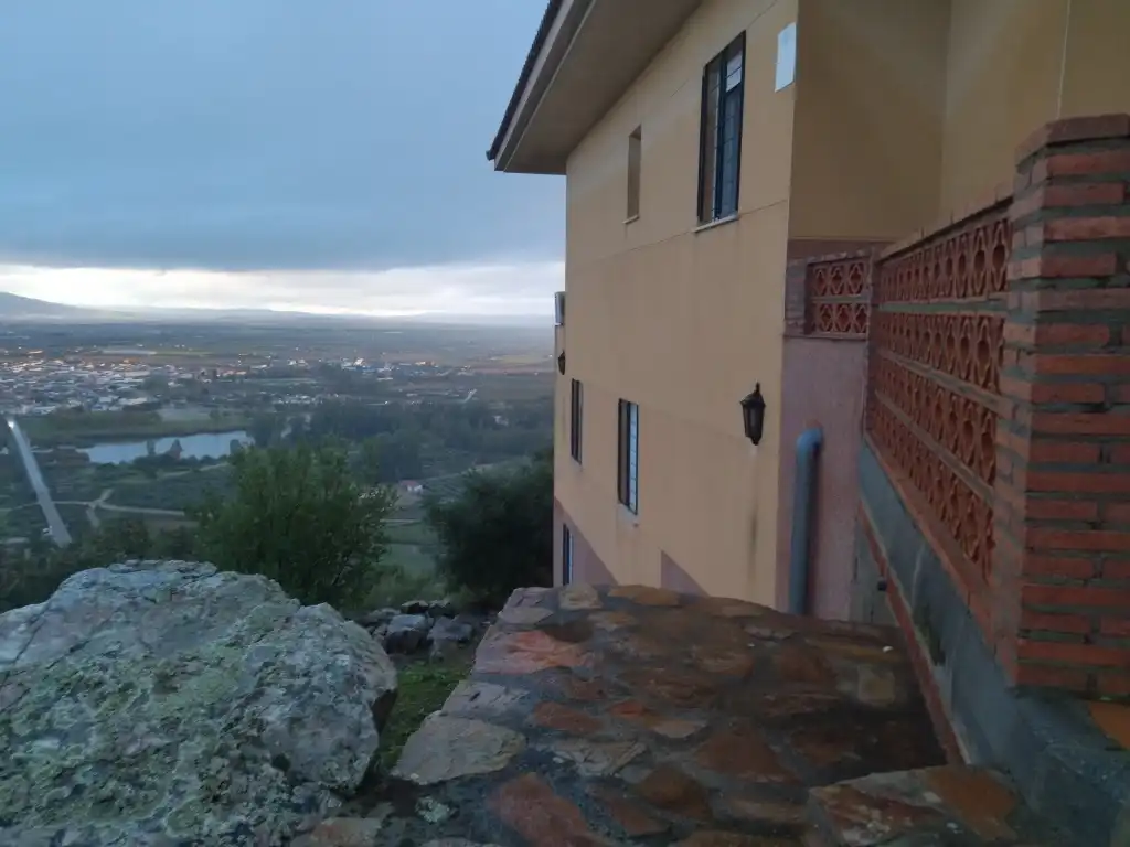 Vista exterior de Casa o xalet en venda en Medellín amb Aire condicionat, Calefacció i Jardí privat