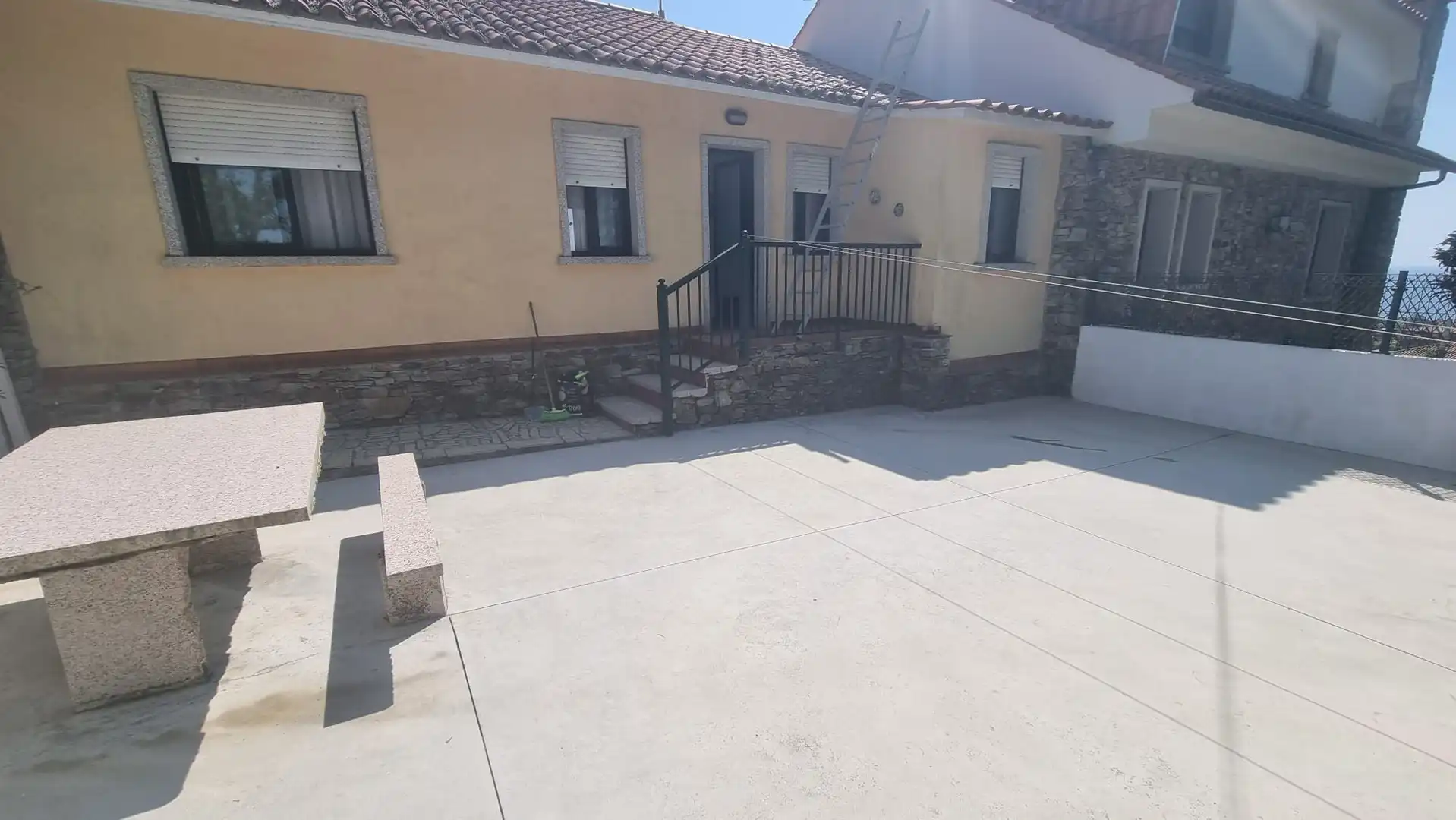 Exterior view of Detached homes for rent in Sanxenxo  with Private garden, Terrace and Furnished