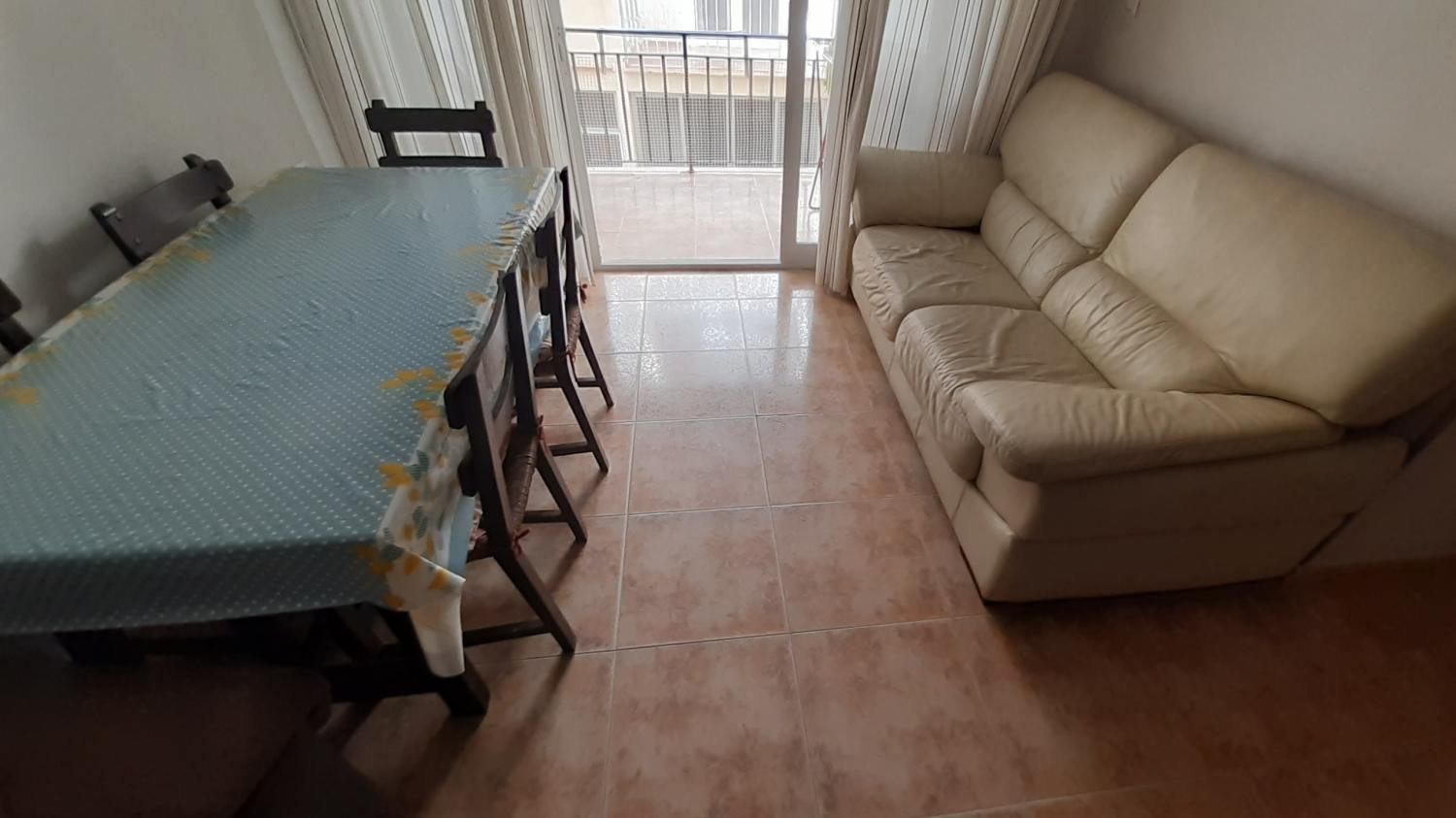 Living room of Flat for sale in Estepona  with Air Conditioner, Heating and Terrace