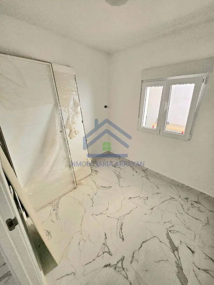 Dormitori de Casa o xalet en venda en La Zubia amb Aire condicionat