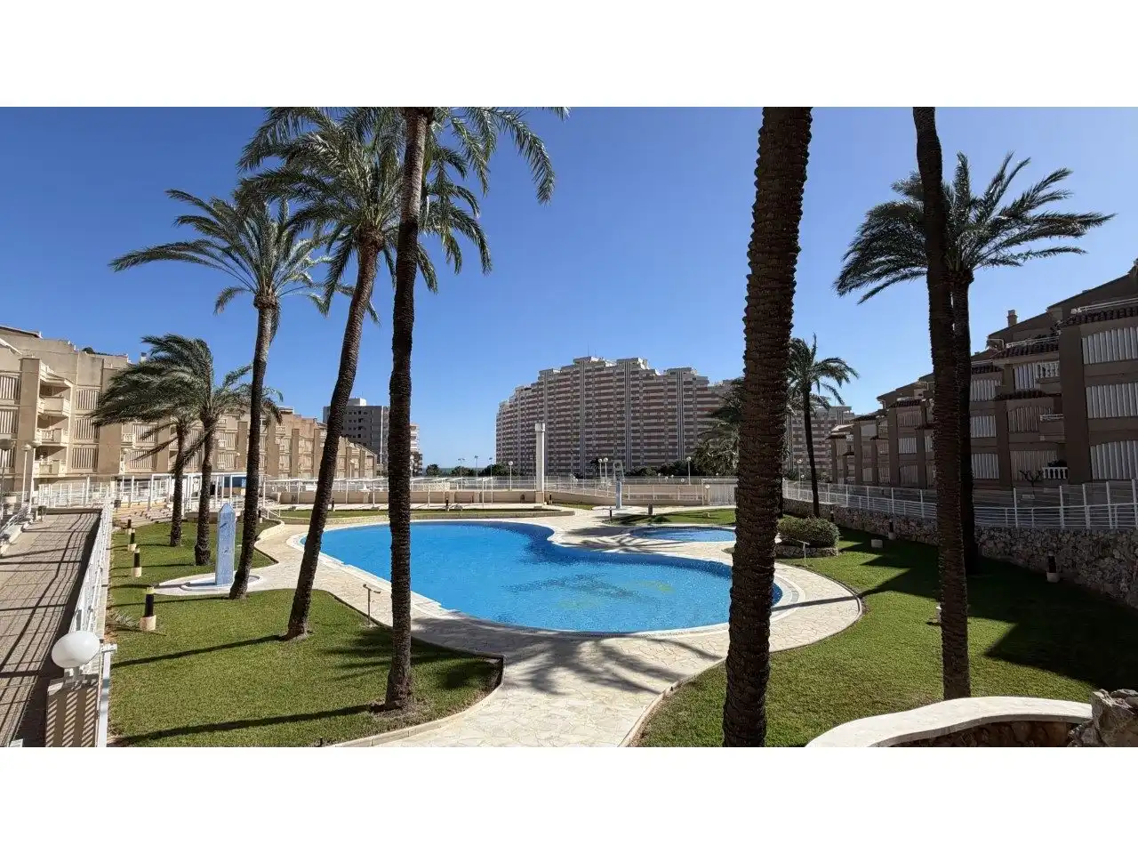 Swimming pool of Flat for sale in Cullera  with Air Conditioner, Private garden and Terrace