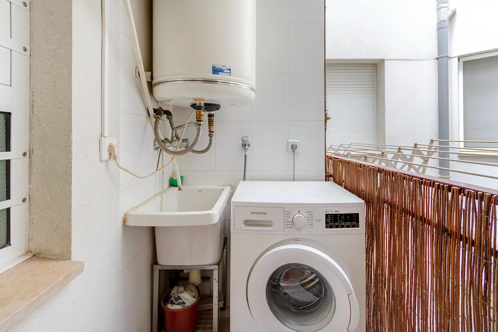 Baño de Piso en venta en Sant Esteve Sesrovires con Aire acondicionado, Calefacción y Horno