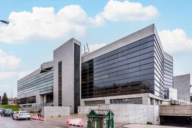 Oficina en Venta en Avenida de la Industria en Zona Industrial