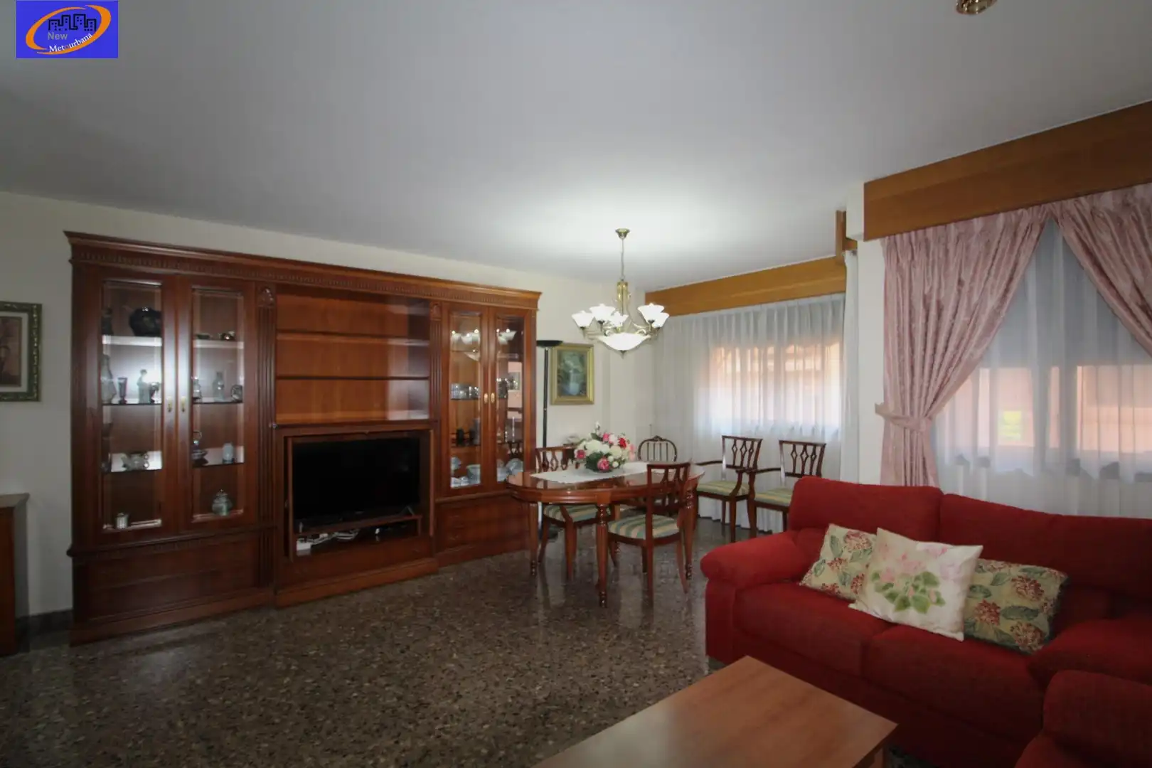 Living room of Flat for rent in Mislata  with Air Conditioner, Heating and Furnished