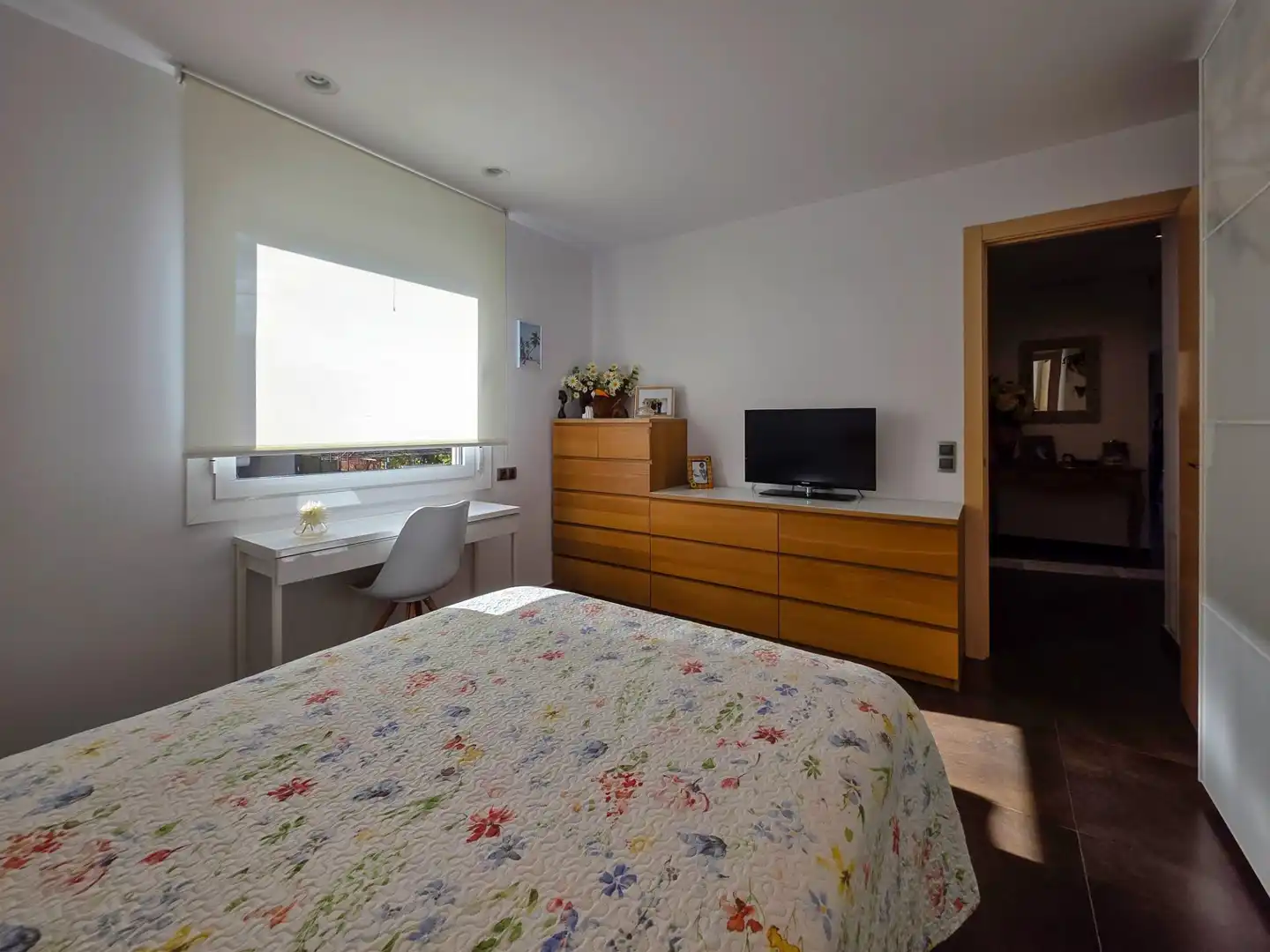 Dormitori de Casa o xalet en venda en Almacelles amb Calefacció, Jardí privat i Terrassa