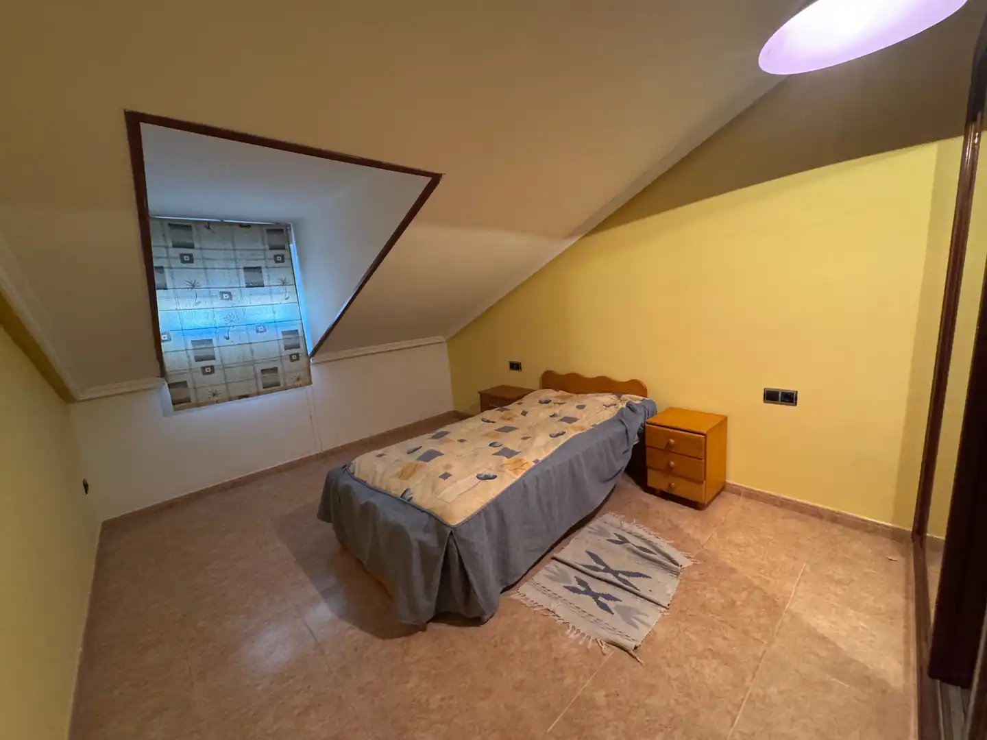 Bedroom of Flat for sale in Nava del Rey  with Heating, Furnished and Oven