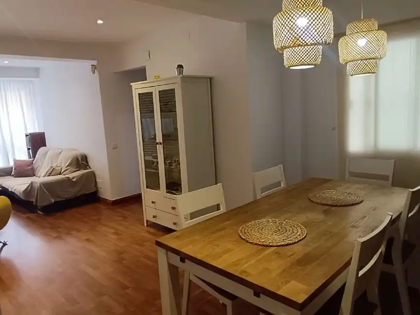 Comedor de Piso en venta en Almería con Parquet, Amueblado y Lavadora