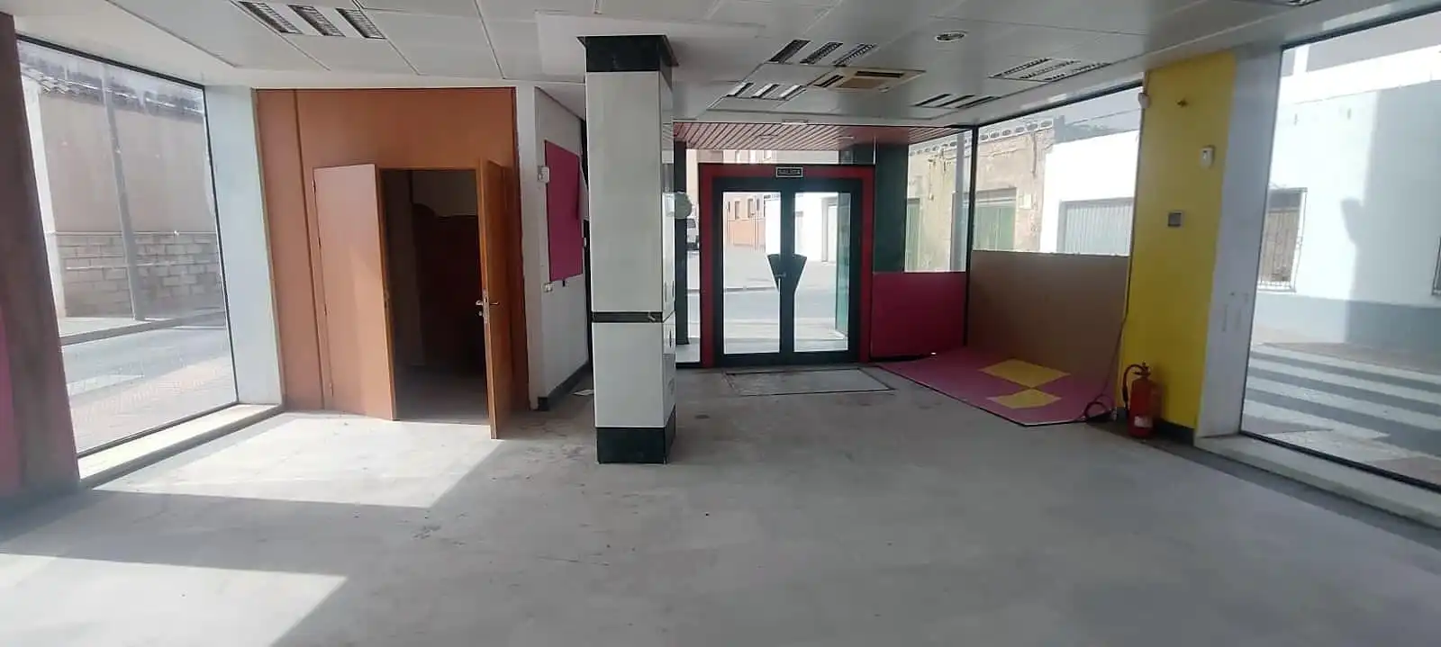 Business premises for sale in Calle SANTANDER (R), imagen 11