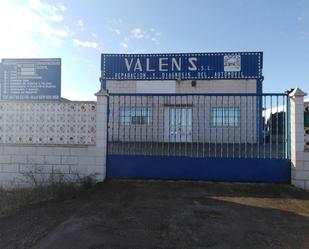 Vista exterior de Nau industrial en venda en Almansa