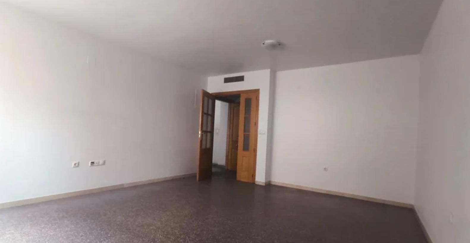 Flat for sale in  Murcia Capital  with Storage room