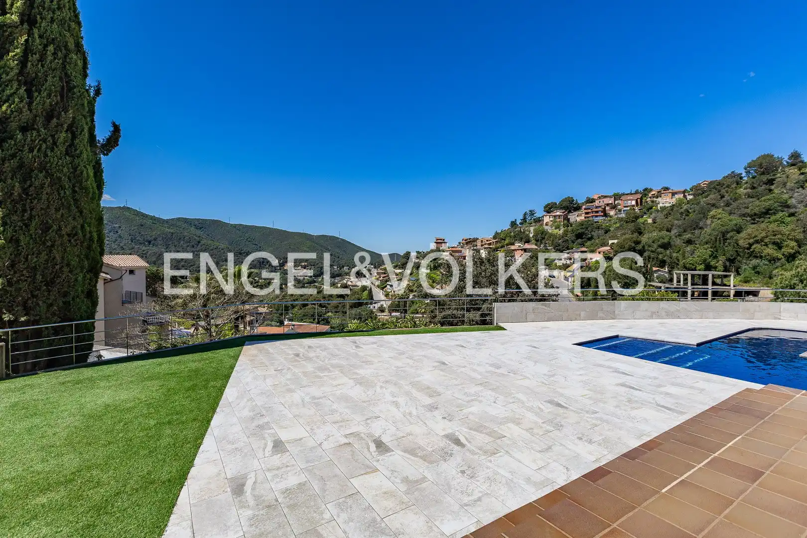 Terrassa de Casa o xalet en venda en Sant Fost de Campsentelles amb Calefacció, Jardí privat i Parquet