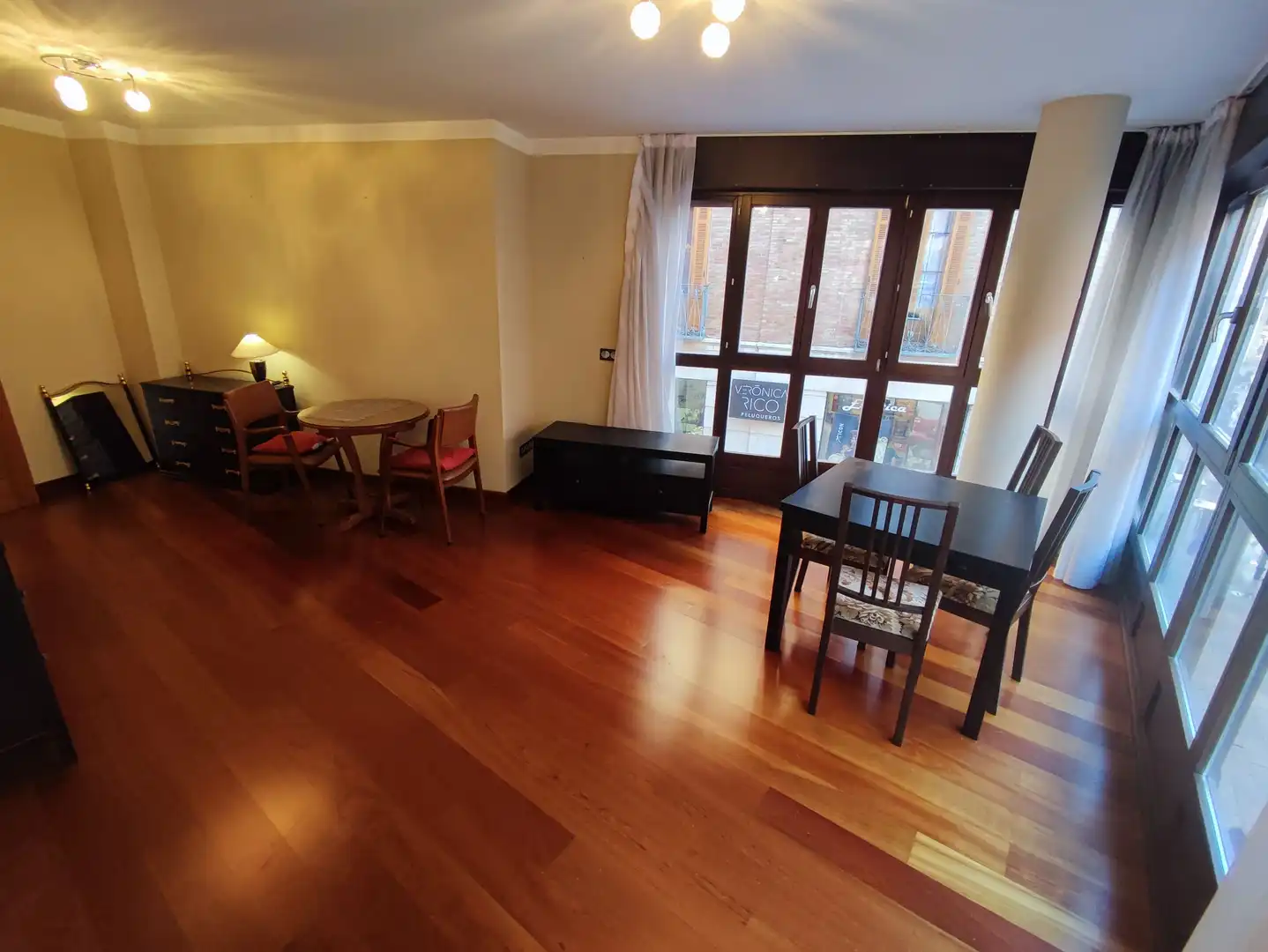 Wohnzimmer von Wohnung zur Miete in Palencia mit Heizung, Parkett und Abstellraum