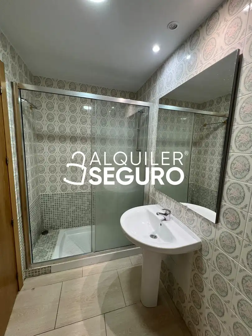 Badezimmer von Wohnung zur Miete in Colmenar Viejo mit Heizung, Terrasse und Schwimmbad