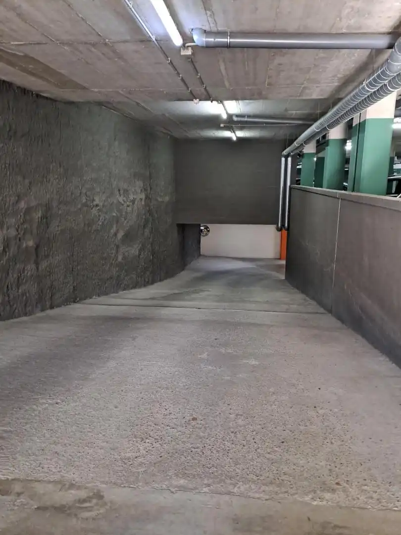 Garage for sale in Cornellà de Llobregat