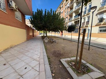 Pis amb balcó en venda a Valdeastillas - Fuentezuelas