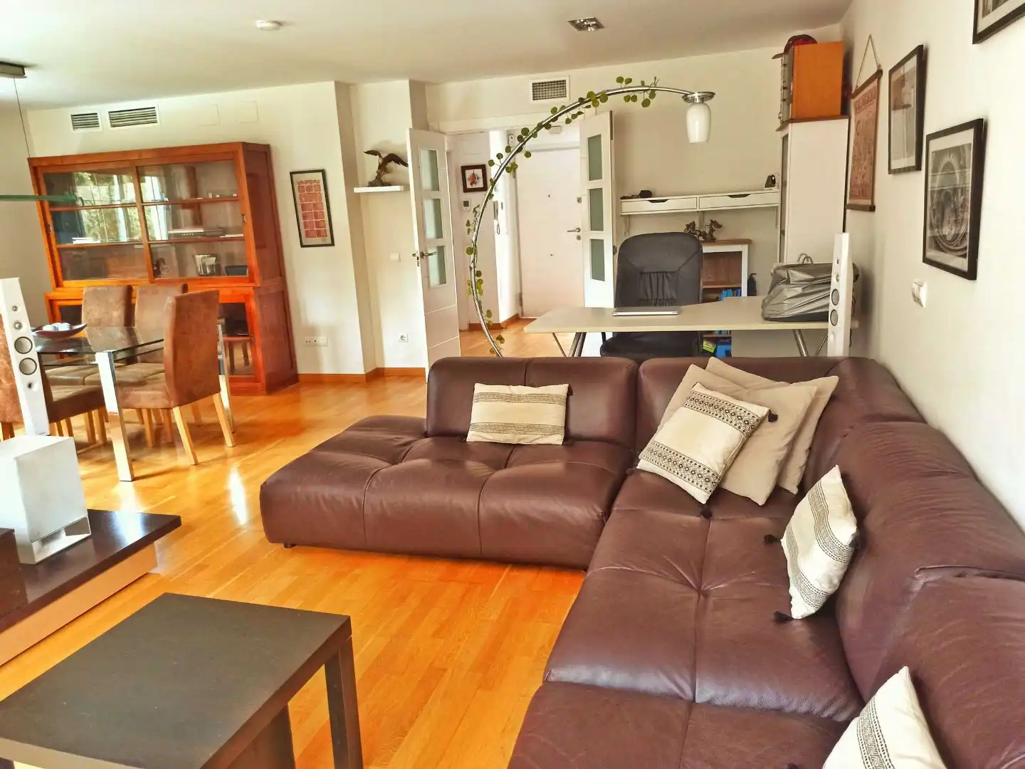 Wohnzimmer von Einfamilien-Reihenhaus zum Verkauf in Vícar mit Klimaanlage und Terrasse