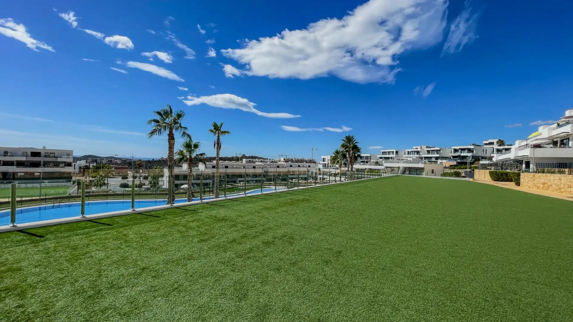 Schwimmbecken von Dachboden zum Verkauf in Finestrat mit Klimaanlage, Terrasse und Möbliert