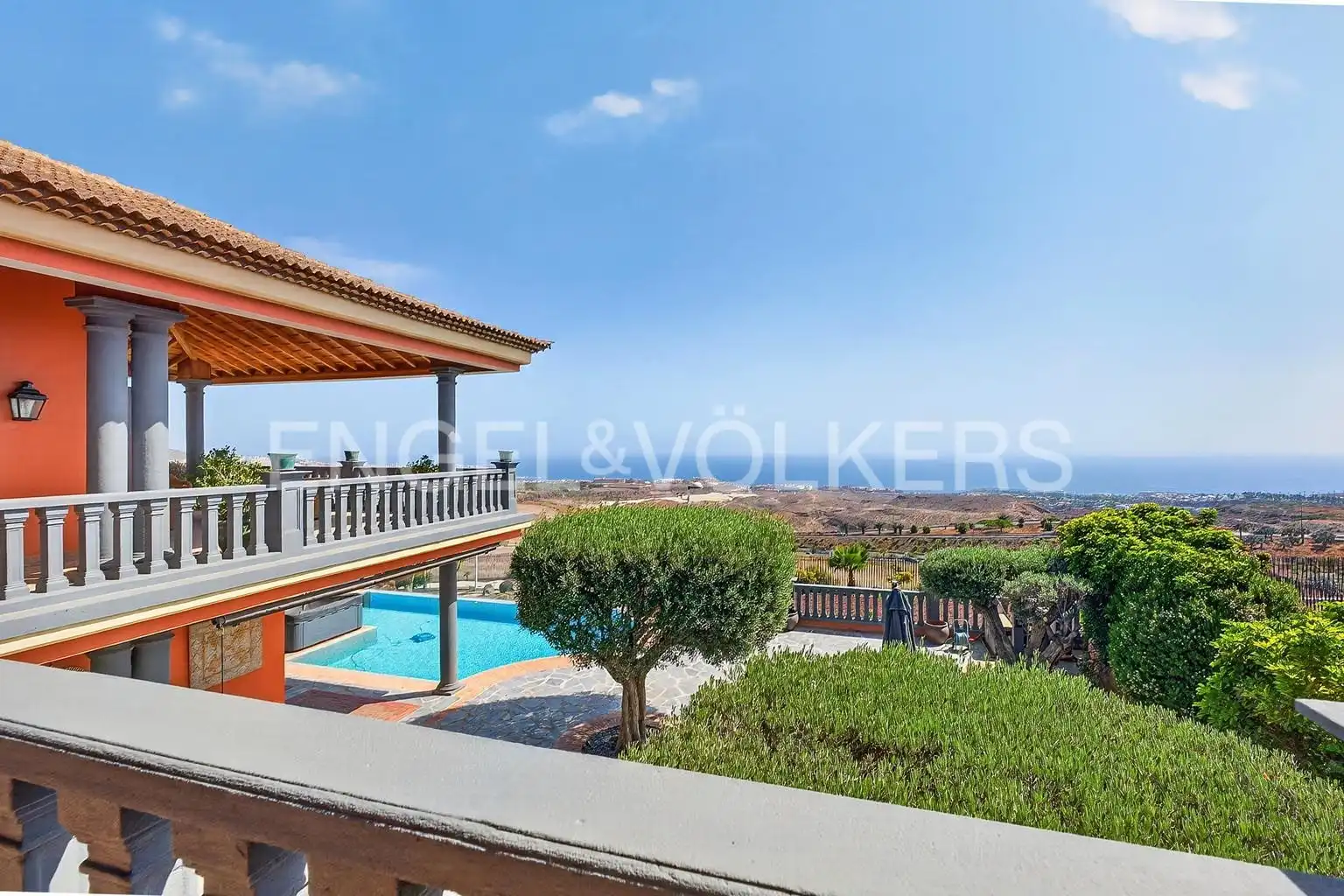 Terrassa de Casa o xalet en venda en Adeje amb Terrassa, Piscina i Moblat