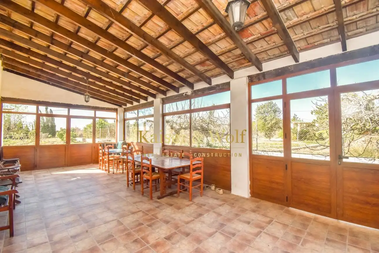 Country house zum Verkauf in Elche / Elx mit Klimaanlage, Privatgarten und Terrasse