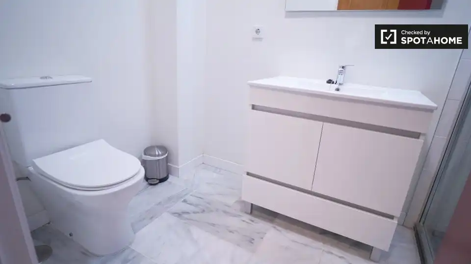 Habitació a Triana Oeste