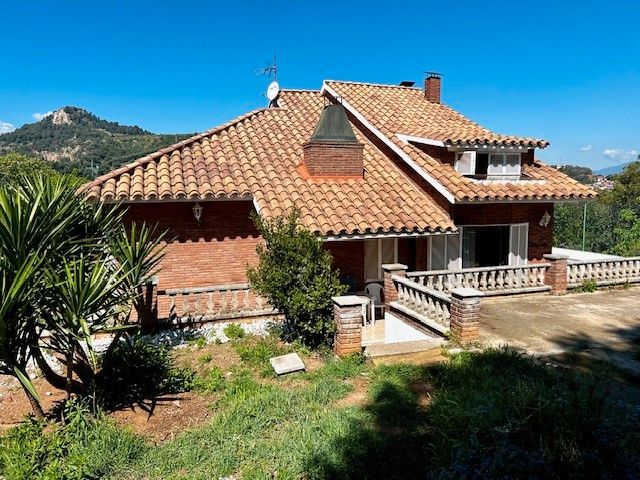 Exterior view of House or chalet for sale in Montcada i Reixac  with Heating, Private garden and Terrace