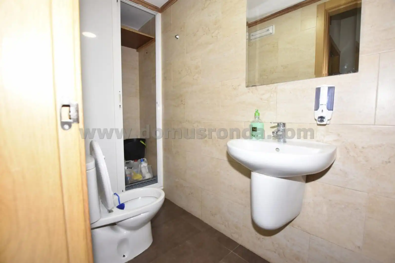 Local comercial en venda a San Rafael, imagen 4