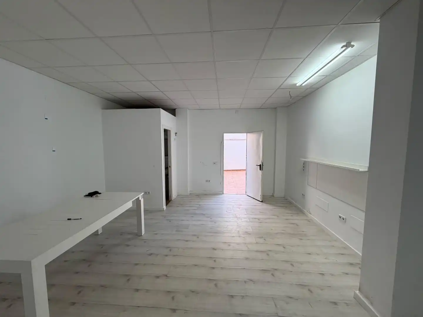 Gewerbefläche zur Miete in Avenida Pins 86D, imagen 8