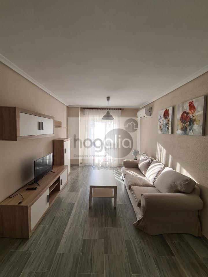 Living room of Attic to rent in  Sevilla Capital  with Air Conditioner, Terrace and Swimming Pool