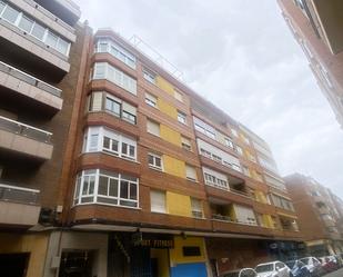 Vista exterior de Pis en venda en Valladolid Capital amb Calefacció, Parquet i Terrassa